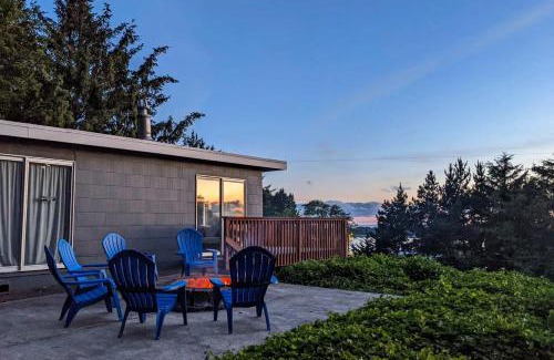 Rockaway Beach House | Brighton Blue