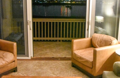 South Mission Beach Condo | Brilliantly Sun Drenched Beachfront Condo on the Sands of South Mission Bay
