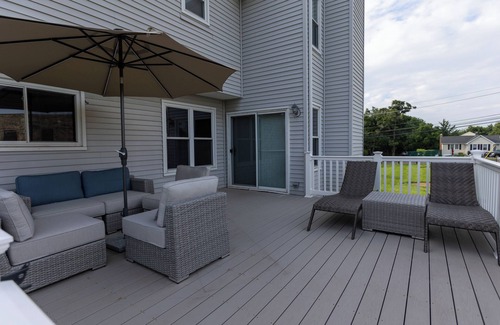 Randallstown House | Bring the whole family to Unique Luxury Home, it is simply home away from home.