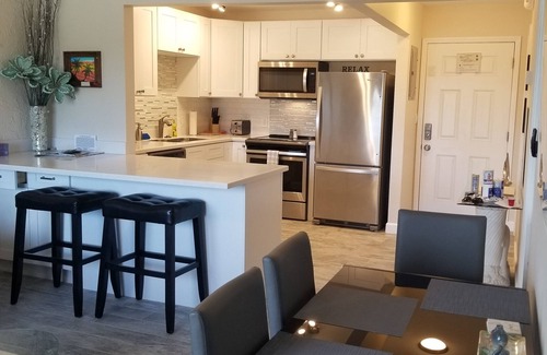 Marathon Condo | Bring your boat! Marathon 1 bdrm updated condo on canal w/boat launch, pool.