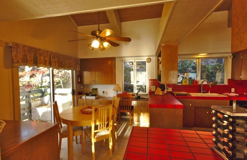 Fish Camp Ski Chalet | Bring Your Family Home to the Spacious Yosemite Trestlewood Chalet!