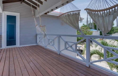 Placencia Apartment | Brisa Oceano Resort 3 Bedroom Beach Suite