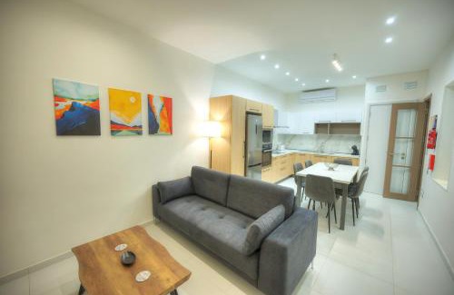 Floriana Apartment | Britannia Suites, charming 2 bedroom flat JCAS2