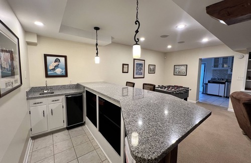 Columbia House | Britton Farms Guest House with gated entry and in-ground pool & MANY NEW UPDATES