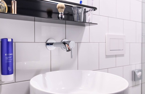 Rotkreuz Hotel | BRIX - Self Check-In Hotel