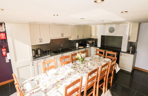 Millers Dale Cottage | BROADWAY BARN, pet friendly, with a garden in Priestcliffe