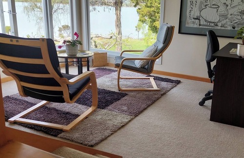 Bronte Cottage | Bronte Tides Cottage. nStunning bay view - A restful, cosy 2 bedroom cottage