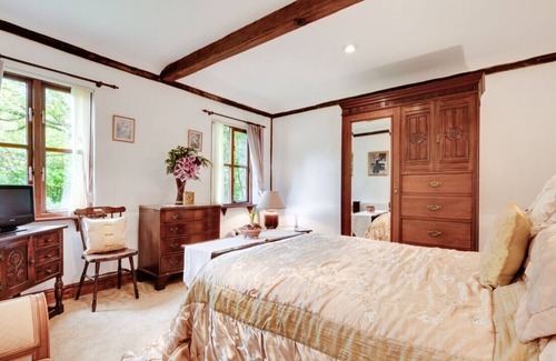 Ipswich House | Brook Hall Lodge - Two Bedroom Chalet, Sleeps 4