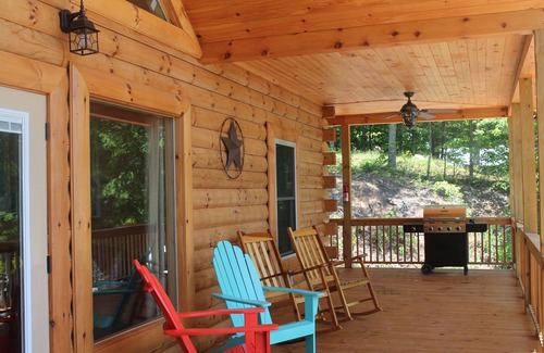 Bryson City Cabin | Brooke's Place * Deep Creek Area * - Luxury Cabin