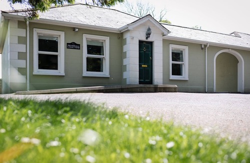 Lisburn Cottage | Brookhall Cottage Pear Tree