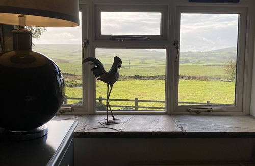 Foolow Cottage | Brosterfield Cottage - sleeps 2 guests in 1 bedroom