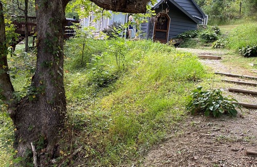 Gnaw Bone Cabin | Brown County Cozy Cabin-Close to Story, Nashville, Columbus on 6 acres
