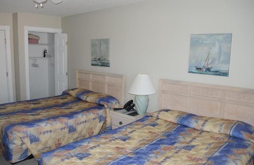 Calabash Apartment | Brunswick Plantation Studio Home 407L with Onsite Golf Course and Pools studio