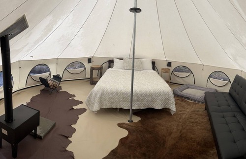 Hendersonville RV Rental | Brushy Mountain Off-Grid Glampsite