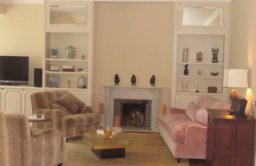 Ukkel Apartment | Brussels, Luxurious and Spacious apartment with swimming pool very well located