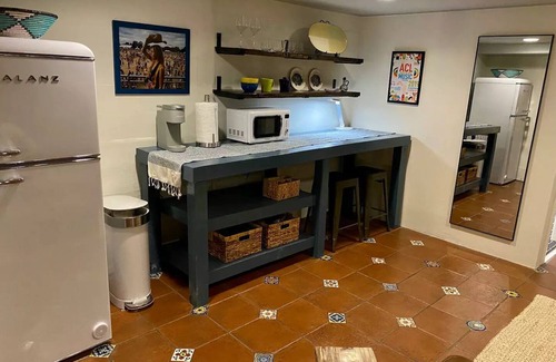 Bryker Woods Apartment | Bryker Woods Bunker CENTRAL ATX minutes to downtown & UT Campus