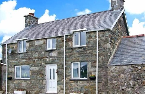 Snowdonia National Park Area Cottage | BRYN RE, family friendly, character holiday cottage in Trawsfynydd