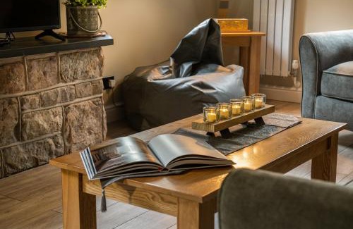 Y Felinheli House | Bryntirion Lodge
