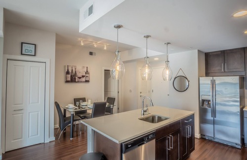 Lenox Apartment | Buckhead Fully Furnished Apartment by RedAwning
