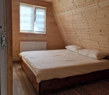 Sucevita Ski Chalet | Bucovina-A-FrameHouse-HotTub-Fireplace-Patio-WiFi