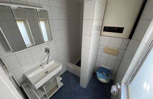 Boltenhagen Cabin | Bude an der Ostsee auf Womo-platz. Nur 300 Schritte vom Wasser Entfernt