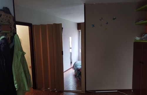 Oviedo City Centre Apartment | Budget apartment 10 min from downtown Oviedo