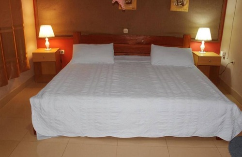 Kibuye House | Budget Double Room in luxurious Delta Resort