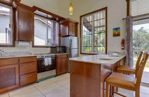 Placencia Cottage | Budget-Friendly Casita in Maya Beach Full Kitchen!