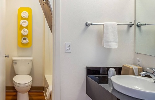Shelby Hotel | Budget-Friendly Property w/Free Parking, Great for Glacier Ntnl. Stopover