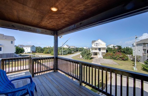Kinnakeet Shores House | Budget Modern 1 BRM/1 bath