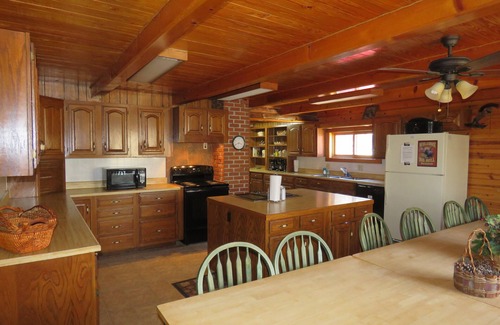 Mt. Sherman Cabin | Buffalo Lodge, Secluded Retreat near Buffalo National River