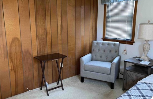 Williamsville House | Buffalo Niagara Falls Airport Best Area