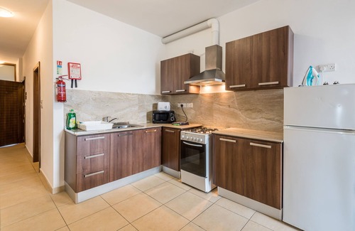 Bugibba Apartment | Bugibba - 2 bedroom apt 150m from Sea Front Fully Air Conditioned, Terraces WiFi