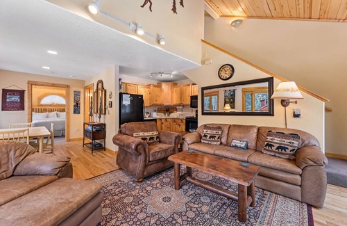 Fall River Estates Condo | Bugle Pointe A04 (NO HT)