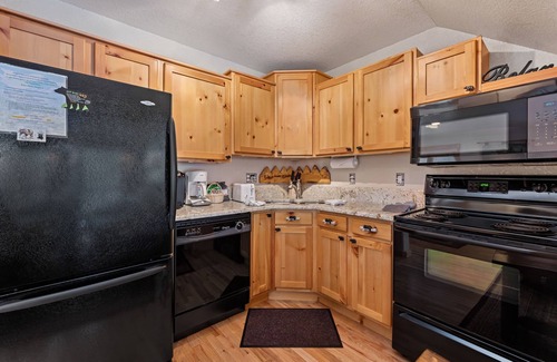 Fall River Estates Condo | Bugle Pointe A04 (NO HT)