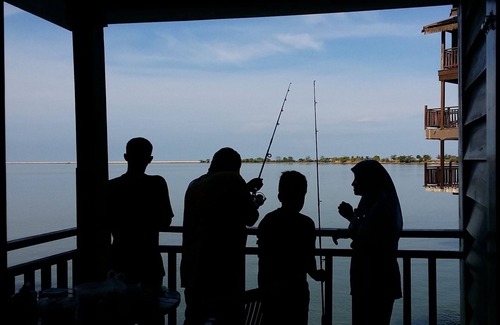 Kuala Teriang Apartment | Built Over Water Apartment@Lagoon Resort