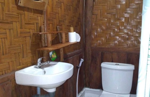Bohorok Bed & Breakfast | Bukit Lawang Wonderful bed & breakfast Rimba House in Batu Kapal North Sumatra