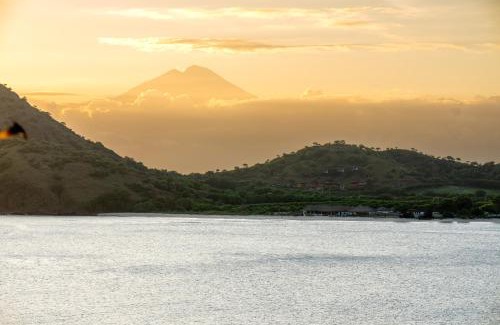 Sumbawa Barat Hotel | Bukit Samudra