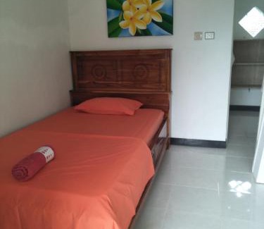 Tetebatu House | Bulan Bungalows and Cafe