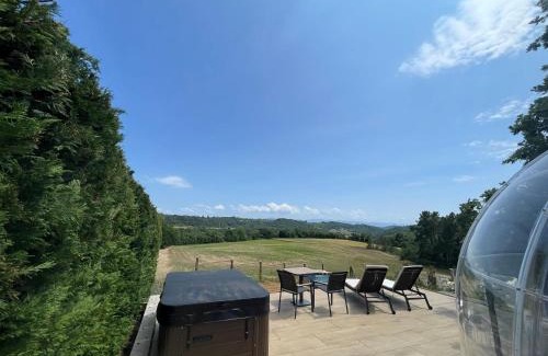 Bathernay Bed & Breakfast | Bulle StelléA 26 m2, SPA Privatif au domaine CollinéA