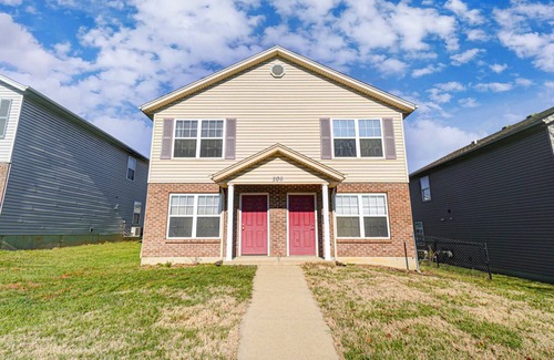 Hamilton House | Bump Set Slam Dunk @ SpookyNook - Sports Inspired Townhome - 1 Min Walk to Venue