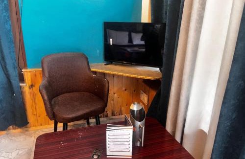 Ramanuj Ganj Hotel | Bumraha Stays
