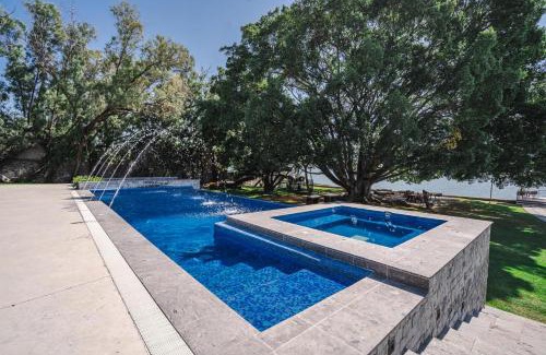 Cajititlan House | Bungalo with pool and lake view in Cajititlan