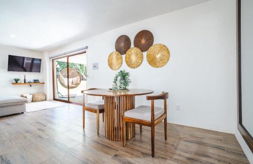 Cajititlan House | Bungalo with pool and lake view in Cajititlan