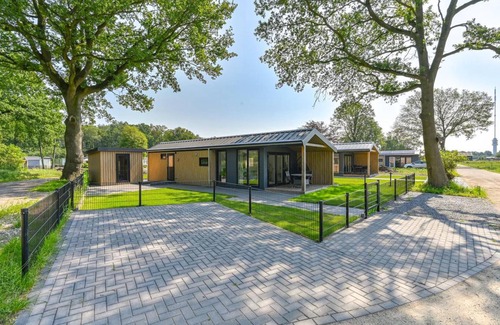 Hoogersmilde House | Bungalow ∙ 2 bedrooms ∙ 4 guests
