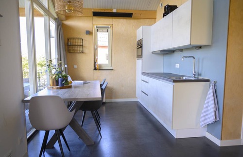 Akkrum House | Bungalow ∙ 2 bedrooms ∙ 4 guests