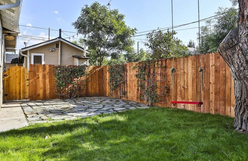 Circle Area Cottage | Bungalow, 2 miles from Beach at Long Beach Casitas