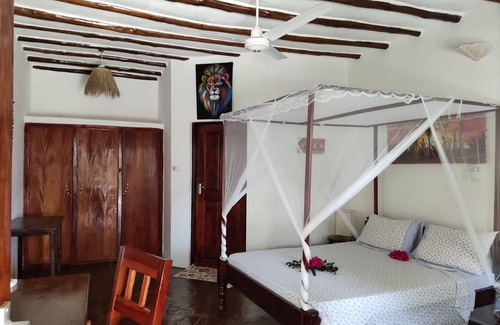 Watamu Resort | Bungalow 300m from the beach Sardinia 2 watamu