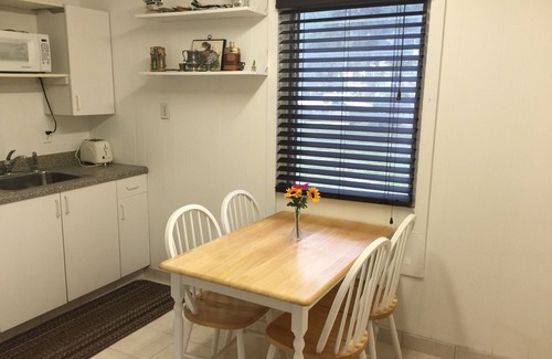 Port Richey House | Bungalow across the street from the Pithlachascotee River