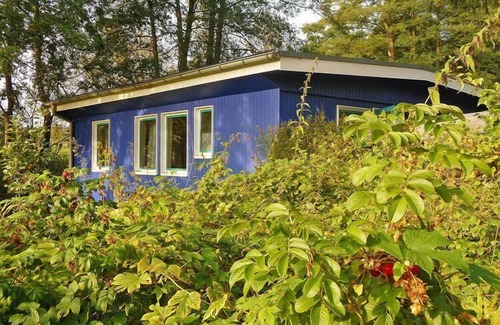 Klein Labenz House | Bungalow am See mit Ruderboot in Klein Labenz